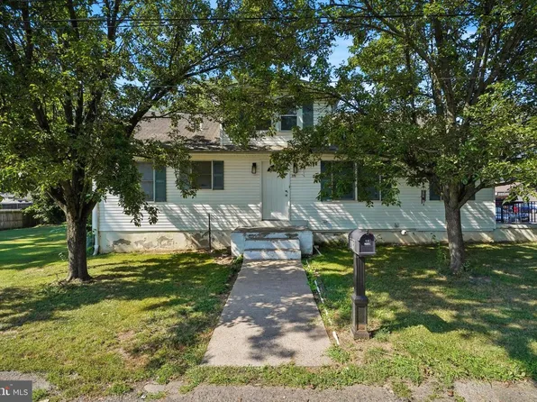378 Beech St, Warminster, PA 18974