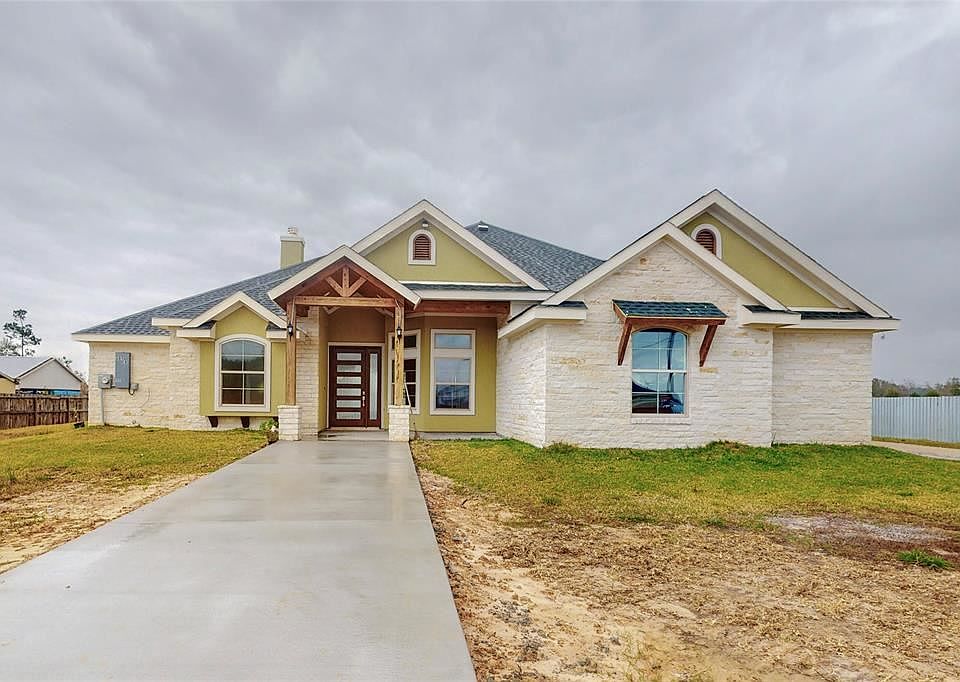 1st image of 605 & 617 County Road 3558
