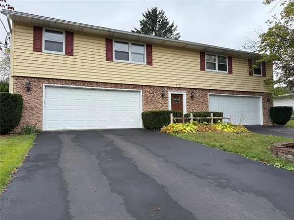817 N Rogers Ave, Endicott, NY 13760