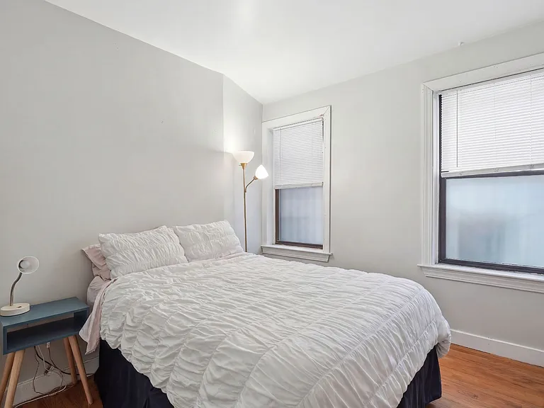 22 Symphony Rd #1 — Photo 3