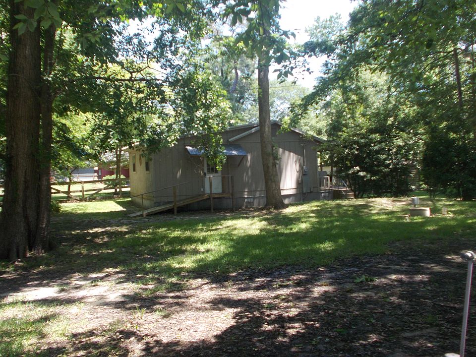 2nd image of 905 County Road 70