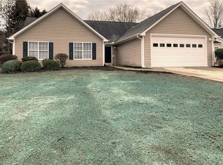 1642 River Springs Way, Suwanee, GA 30024