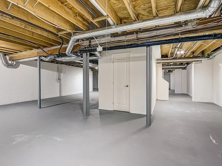 19 Cheyenne Dr — Photo 34