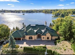 1567 Island Ln, Bloomfield Hills, MI 48302