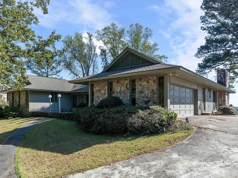 1st image of 2423 Monte Vista Dr