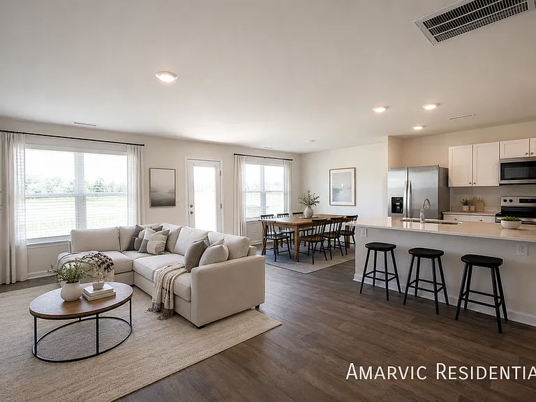 175 Seymour Village Dr — Photo 2