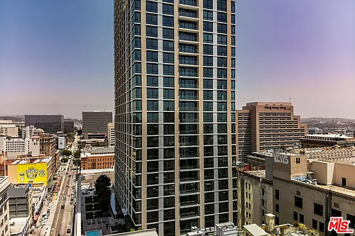 400 S Broadway Ave Photo 1