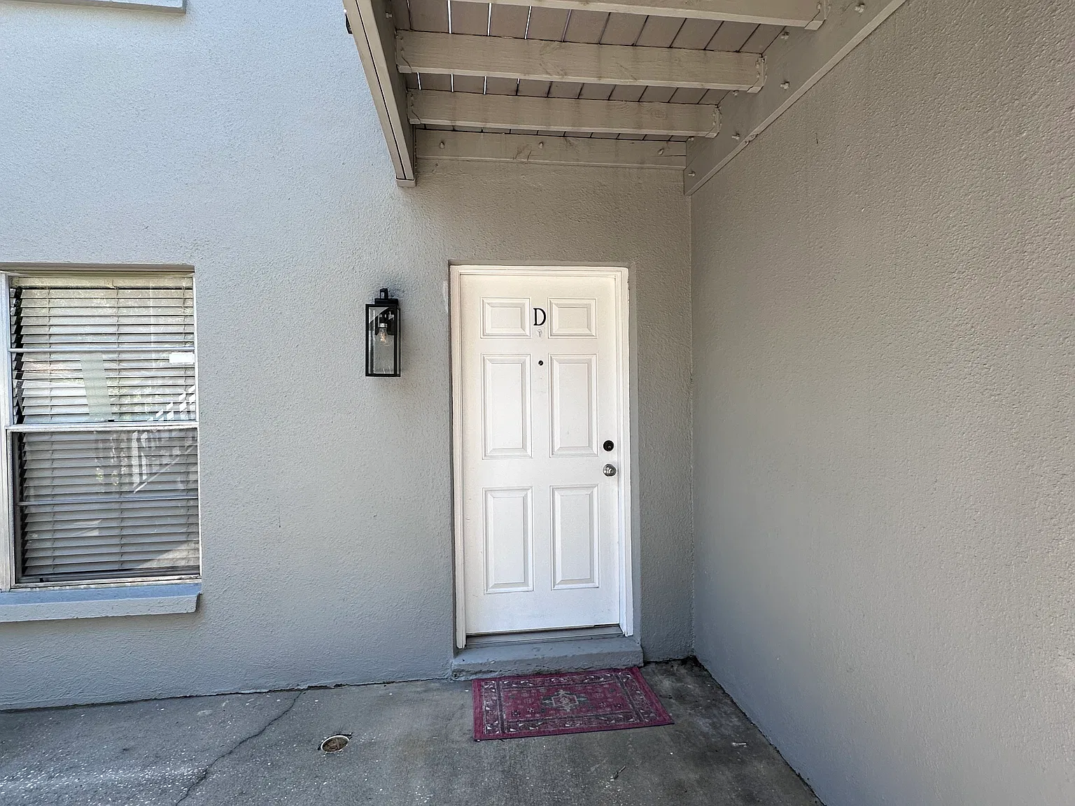 201 S Arrawana Ave — Photo 2
