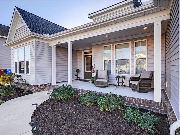 3rd image of 1825 Carrera Rdg