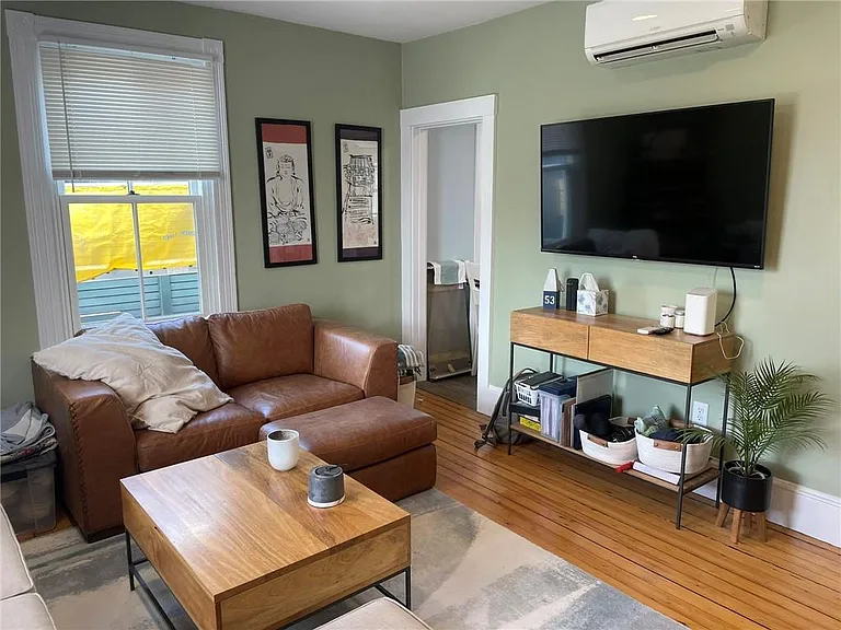 35 Elm St #B — Photo 14
