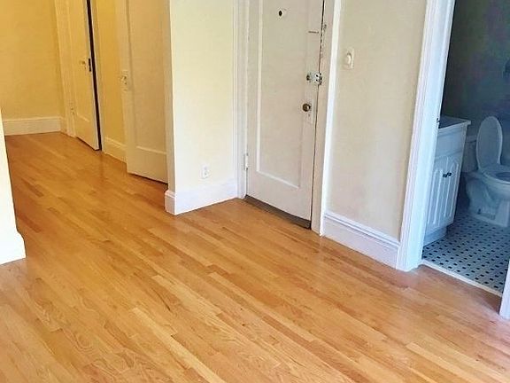 2nd image of 25-25 Steinway St #2F