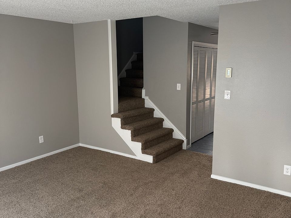 1st image of 901 Florida Rd APT 5