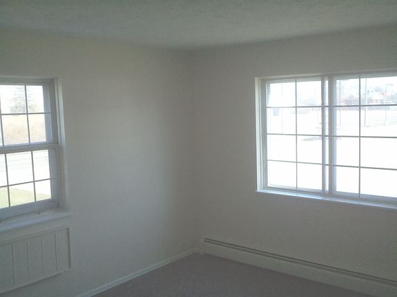 3rd image of 69 Parrish St #10938645