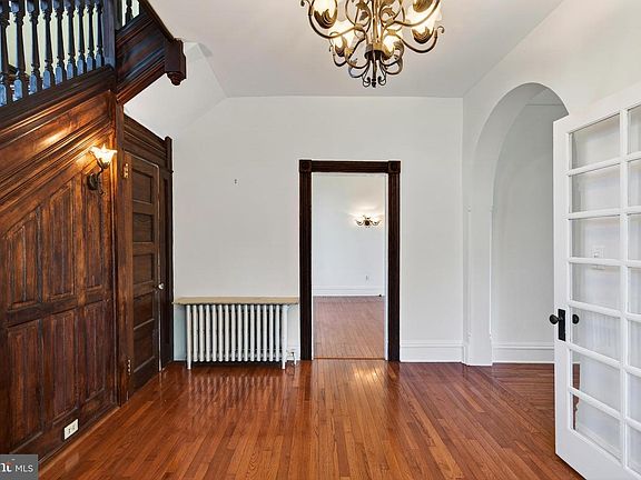5th image of 1 Pine Grove St