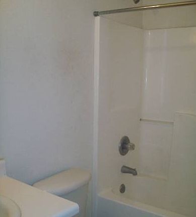 Guest Full Bath