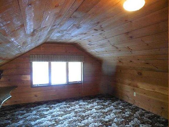 alpine highlands loft bedroom