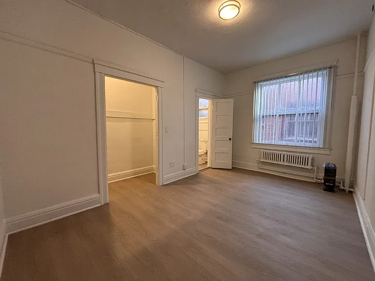 1315 S Flower St — Photo 6