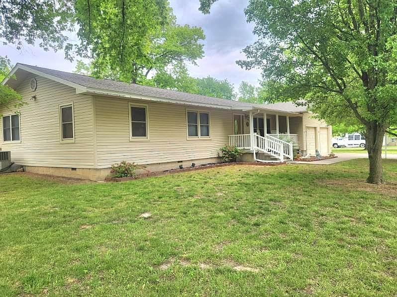 303 N 6th Ave, Scammon, KS 66773 MLS 48442 Zillow