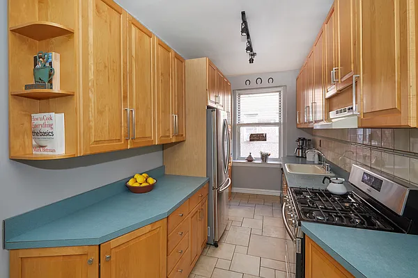Sold by Brown Harris Stevens | media 5