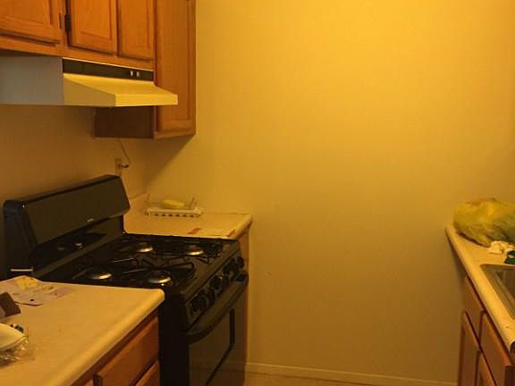 2nd image of 1071 Dekalb Ave #2