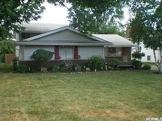1st image of 24996 Mitchell Dr