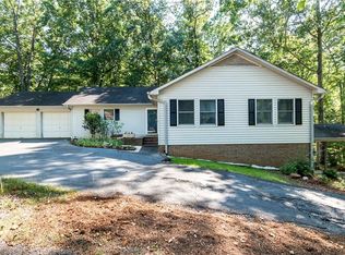 2015 Crystal Bay Ct, Seneca, SC 29672