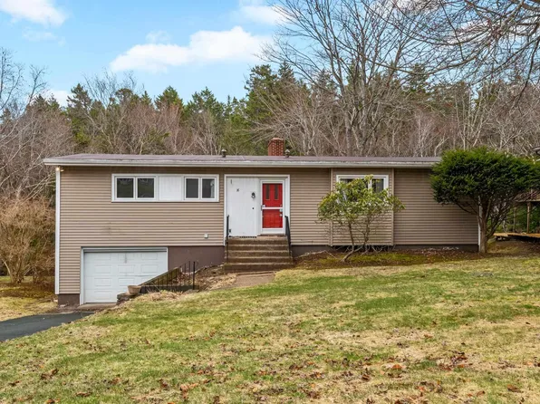 16 Glenn Dr, Halifax, NS B3M 2B9