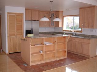 725 Ashbury Ave, El Cerrito, CA 94530