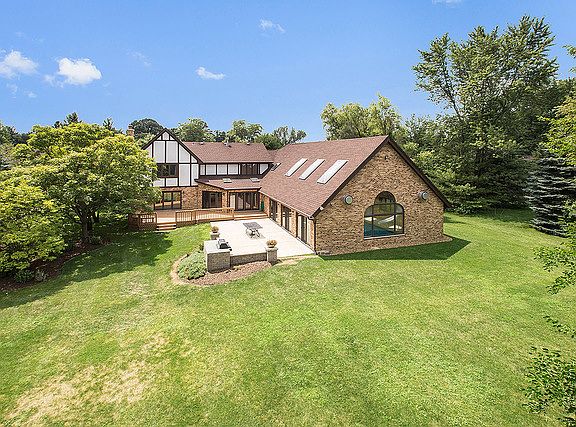 5th image of this home
