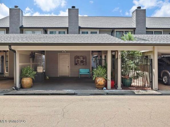 13 Breakers Ln, Ridgeland, MS 39157
