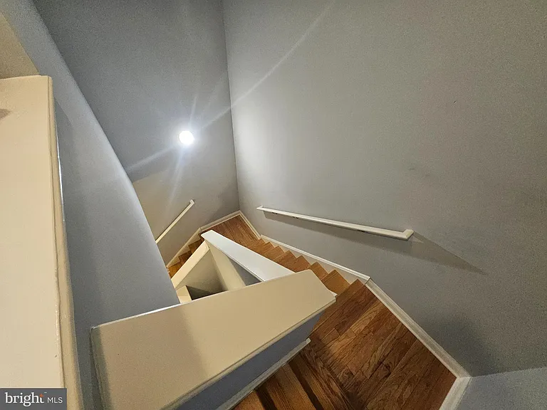 430 S Bond St — Photo 17