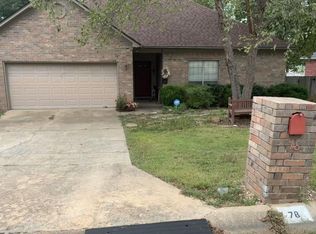 78 Garden Oaks Dr, Maumelle, AR 72113
