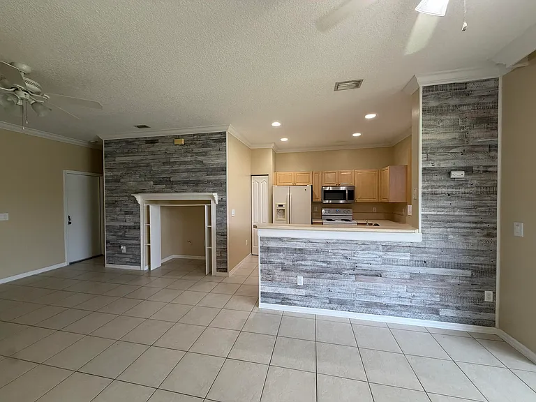 274 River Bluff Ln — Photo 9