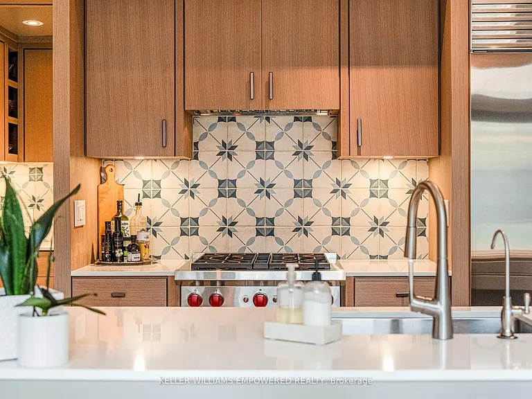 10 Webster Ave — Photo 13