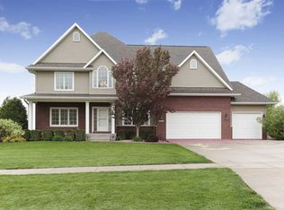 1171 James Ave NE, Swisher, IA 52338