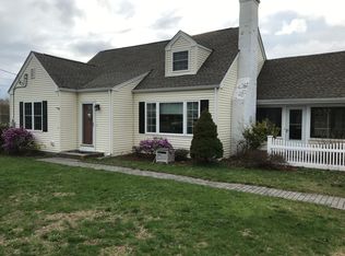 396 Roosevelt Ave, Springfield, MA 01118