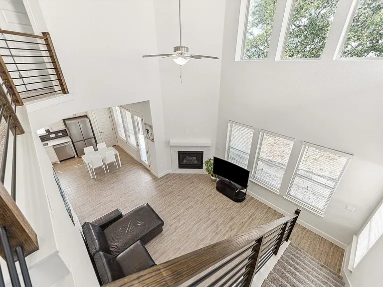 806 Dayton Dr — Photo 12