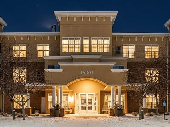 15001 Burnhaven Dr, Burnsville, MN 55337