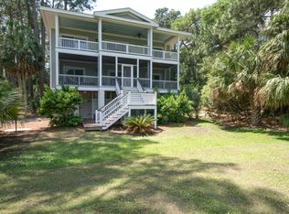 538 Remora Dr, Saint Helena Island, SC 29920