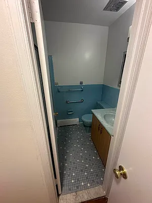 Rented by Concrete Jungle Realty | media 13