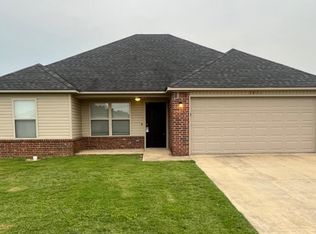 3871 Saddlecrest Dr, Jonesboro, AR 72404