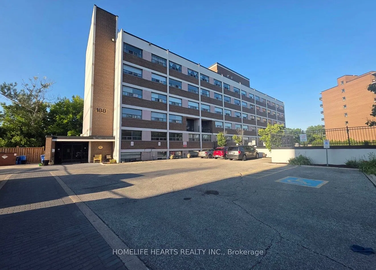 188 Mill St S — Photo 3