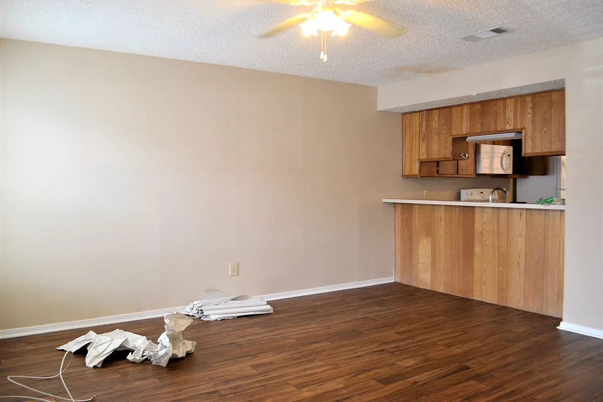 Building Photo - 1251 Dallas Dr