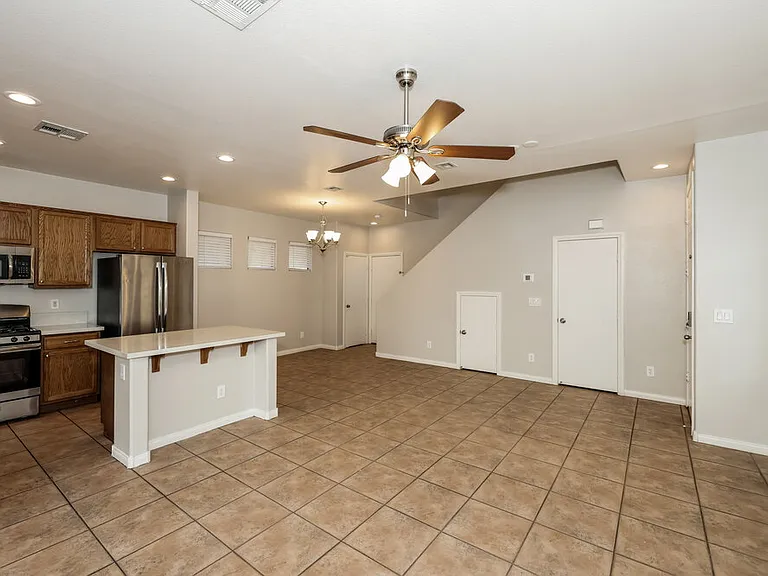 6425 Butterfly Sky St — Photo 7
