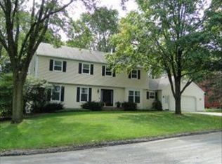 814 Woodgate Ln NW, Rochester, MN 55901