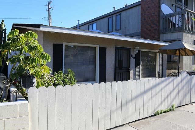 1st image of 120 41st St