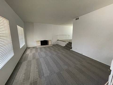 1st image of 213 Erten St