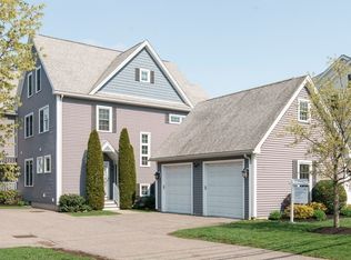 111 North St UNIT 111, Newtonville, MA 02460