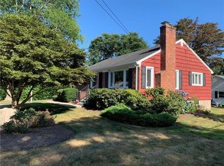 45 Diane Dr, Kingston, RI 02881