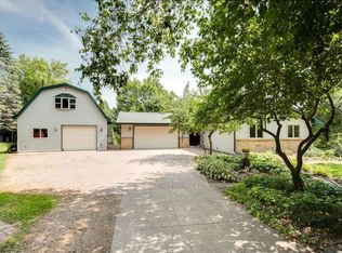 35175 Palisade Dr NE, Cambridge, MN 55008